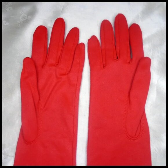 Red Gloves Mid Length Nylon Vintage Early 60s - Picture 2 of 11